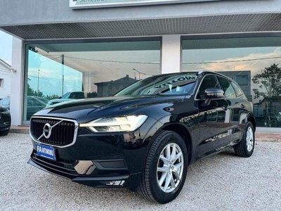 VOLVO XC60 B4 (d) AWD Geartronic Momentum