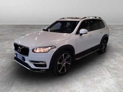 Volvo XC90 D5