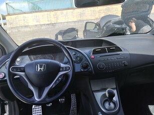 HONDA Civic 8ª serie