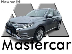 Mitsubishi Outlander 2.4 MIVEC 4WD PHEV Instyle Plus SDA usato