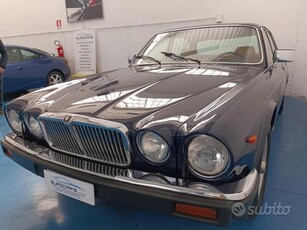 Usato 1982 Jaguar XJ6 4.2 Benzin 200 CV (7.200 €)