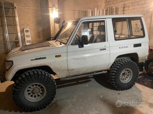 Usato 1990 Toyota Land Cruiser Diesel (13.000 €)