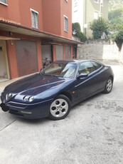 Usato 1998 Alfa Romeo GTV Benzin (3.800 €)