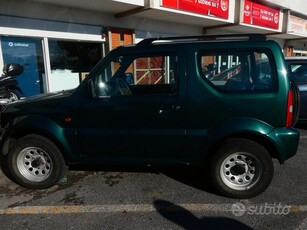 Usato 2002 Suzuki Jimny 1.3 Benzin (14.000 €)