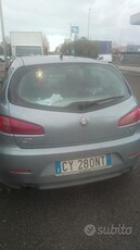 Usato 2005 Alfa Romeo 147 1.9 Benzin 140 CV (2.000 €)