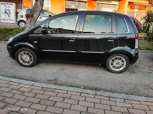 Usato 2008 Lancia Musa Benzin (1.500 €)