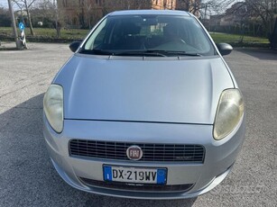 Usato 2009 Fiat Grande Punto 1.2 Diesel 75 CV (2.950 €)