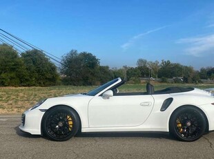 Usato 2014 Porsche 911 Turbo S Cabriolet 3.8 Benzin 560 CV (169.000 €)