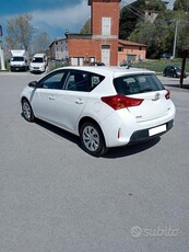 Usato 2014 Toyota Auris 1.3 Benzin 99 CV (9.900 €)