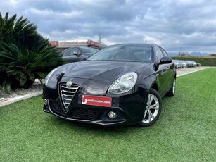 Usato 2015 Alfa Romeo Giulietta 1.6 Diesel 120 CV (10.500 €)