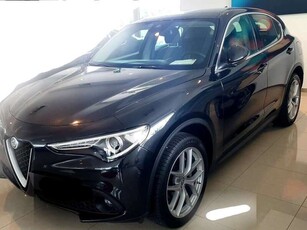 Usato 2017 Alfa Romeo Stelvio 2.1 Diesel 209 CV (23.900 €)