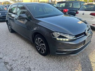 Usato 2017 VW Golf VII 1.6 Diesel 110 CV (15.990 €)