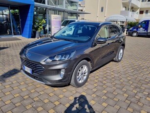 Usato 2020 Ford Kuga 2.0 Diesel 150 CV (26.000 €)