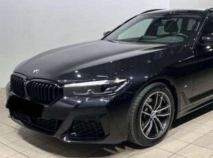 Usato 2022 BMW 520 2.0 El_Diesel 190 CV (45.000 €)