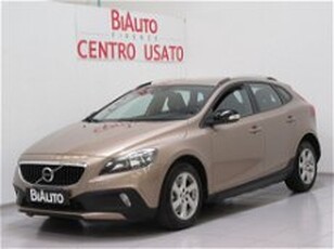 Volvo V40 Cross Country D2 Business del 2017 usata a Sesto Fiorentino