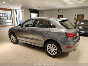 AUDI Q3 2.0 TDI 150 CV S tronic Business