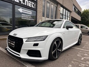 AUDI TT Coupé 1.8 TFSI S tronic S line Benzina