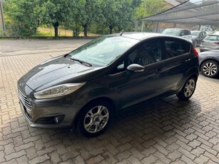 Ford Fiesta 1.5 TDCi 75CV 5 porte Titanium usato