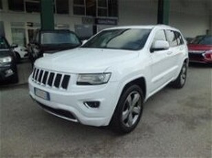 Jeep Grand Cherokee 3.0 V6 CRD 250 CV Multijet II Overland del 2014 usata a Pordenone