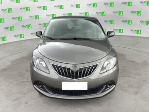 Lancia Ypsilon 1.0 FireFly 5 porte S&S Hybrid Platino Km 0