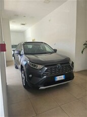 Toyota Rav4 HV (218CV) E-CVT 2WD Lounge del 2020 usata a Castellammare di Stabia