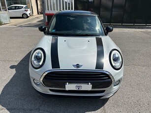 Usato 2017 Mini Cooper 1.5 Benzin 136 CV (14.900 €)