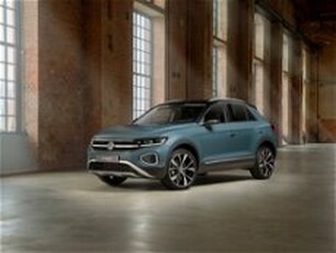 Volkswagen T-Roc 1.5 TSI ACT DSG Style BlueMotion Technology del 2022 usata a Paruzzaro