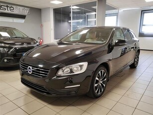 VOLVO V60 (2010) V60 D2 Dynamic Edition