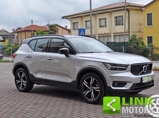 VOLVO XC40 T4 AWD Geartronic R-design Benzina