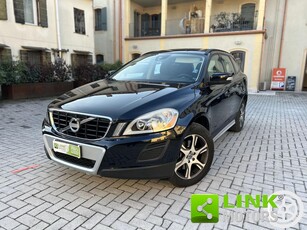 VOLVO XC60 D4 AWD Geartronic Summum Usata