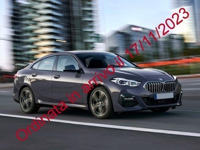 Usato 2022 BMW 320 2.0 Benzin 184 CV (53.200 €)