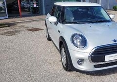 Mini Cooper 1.5 Cooper 5 porte Monte di Procida