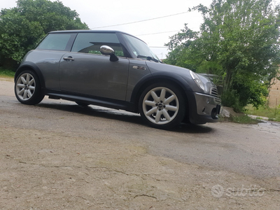 Usato 2005 Mini Cooper S 1.6 Benzin 170 CV (10.000 €)