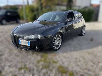 Alfa Romeo 147 1.9 JTD (120) 5 porte Distinctive usato