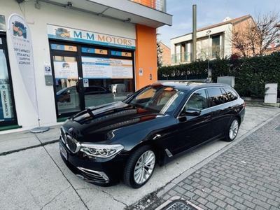 BMW Serie 5 Touring 520d 48V xDrive Luxury usato