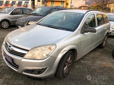 Opel Astra 1.3 CDTI SW ADATTA PER NEOPATENATATI