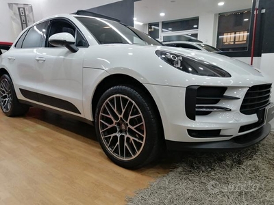 Porsche Macan IVA ESPOSTA