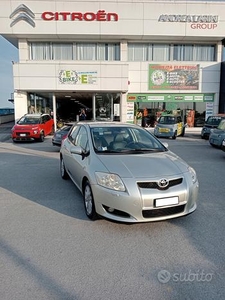 Toyota Auris 2.0 D-4D 5 porte Sol