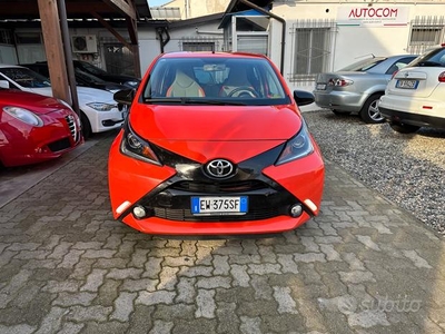 Toyota Aygo 1.0 12V VVT-i 5 porte Lounge Connect M