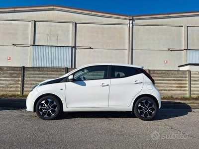 TOYOTA Aygo 2ª serie - 2019