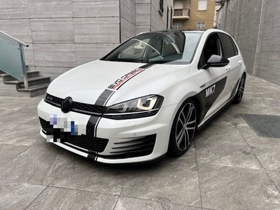 2016 VOLKSWAGEN Golf GTD