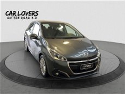 Peugeot 208 1.2 puretech Active s&s 75cv del 2017 usata a Roma