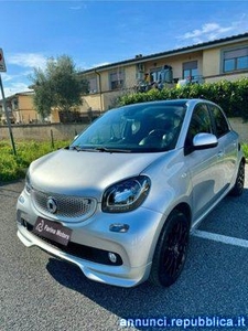Smart ForFour 70 1.0 twinamic Superpassion - NEOPATENTATI Liscate
