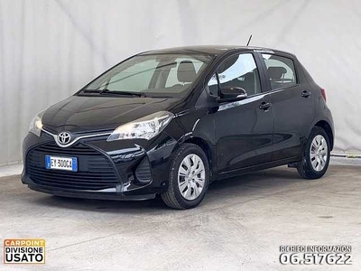 Toyota Yaris 5p 1.0 lounge da Carpoint .