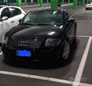 Usato 2001 Audi TT 1.8 Benzin 179 CV (10.000 €)