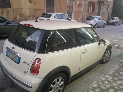 Usato 2002 Mini One D Diesel (3.500 €)