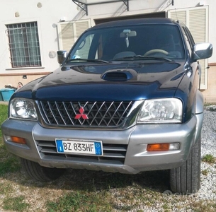 Usato 2002 Mitsubishi L200 2.5 Diesel (12.500 €)