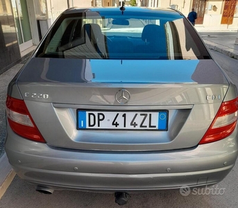 Usato 2008 Mercedes C220 Diesel (4.990 €)