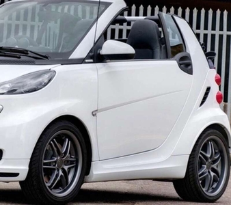 Usato 2008 Smart ForTwo Cabrio 1.0 Benzin 71 CV (6.500 €)