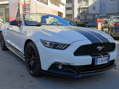 Usato 2016 Ford Mustang 2.3 Benzin 317 CV (29.000 €)